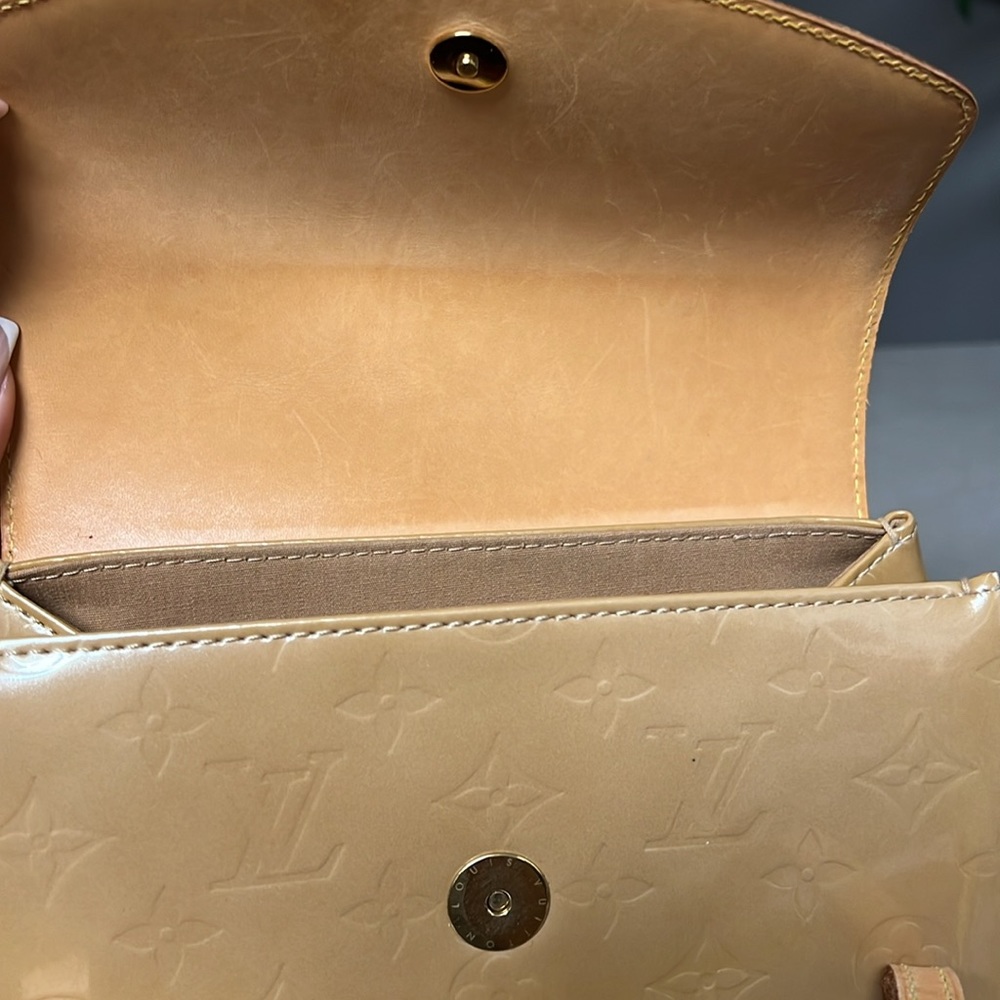 *SOLD*Louis Vuitton Vernis Biscayne Bay PM handbag - Picture 8 of 14